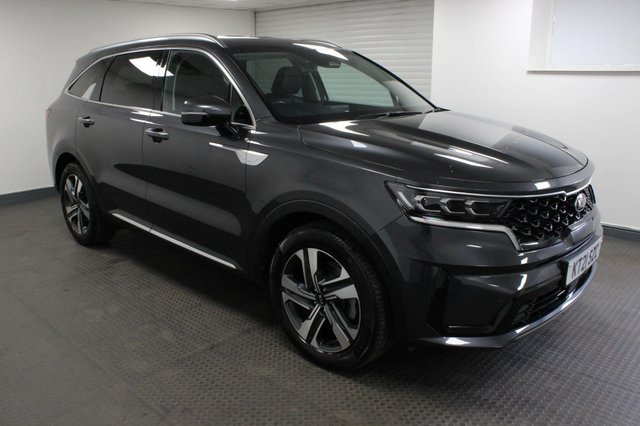 View our KIA SORENTO