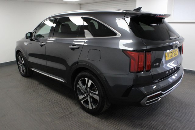 View our KIA SORENTO