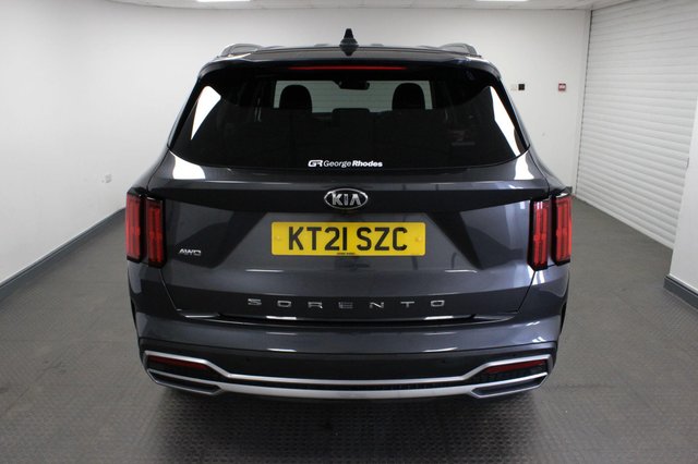 View our KIA SORENTO
