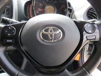 USED 2016 16 TOYOTA AYGO 1.0 VVT-i x-play Hatchback 5dr Petrol x-shift Euro 6 (68 ps) 