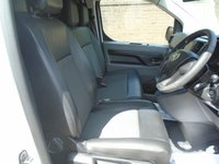 USED 2020 69 VAUXHALL VIVARO 1.5 Turbo D 2900 Dynamic Panel Van 6dr Diesel Manual L2 H1 Euro 6 (s/s) (100 ps) 6 MONTHS PARTS AND LABOUR WARRANTY