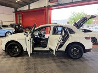 USED 2017 17 PORSCHE MACAN 3.0 TD V6 S SUV 5dr Diesel PDK 4WD Euro 6 (s/s) (258 ps) 