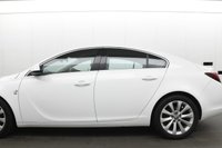 USED 2016 16 VAUXHALL INSIGNIA 1.6 CDTi ecoFLEX Elite Nav Hatchback 5dr Diesel Manual Euro 6 (s/s) (136 ps) FRONT AND REAR PARKING SENSOR