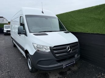 View our MERCEDES-BENZ SPRINTER