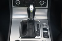 USED 2015 15 VOLKSWAGEN TOUAREG 3.0 TDI V6 BlueMotion Tech R-Line SUV 5dr Diesel Tiptronic 4WD Euro 6 (s/s) (262 ps) *HOME DELIVERY 7 DAY MONEY BACK*