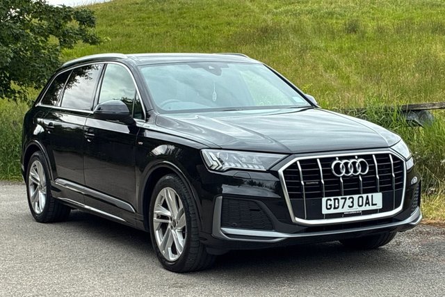 View our Audi Q7 range