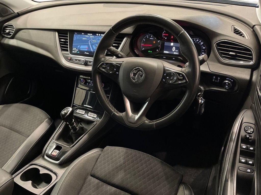 USED 2021 21 VAUXHALL GRANDLAND X 1.2 Turbo SRi Nav SUV 5dr Petrol Manual Euro 6 (s/s) (130 ps) APPLE CAR PLAY AND ANDROID AUTO