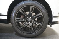 USED 2018 68 LAND ROVER RANGE ROVER VELAR Land Rover Range Rover Velar 2.0 D240 R-Dynamic SE SUV 5dr Diesel Auto 4WD Euro 6 (s/s) (240 ps) +PAN ROOF+MERIDIAN+R/CAM+FLRSH+