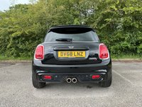 USED 2018 68 MINI HATCH 2.0 Cooper S Hatchback 3dr Petrol Manual Euro 6 (s/s) (192 ps) FULL SERVICE HISTORY * STUNNING CAR