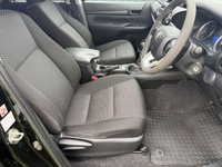 USED 2019 19 TOYOTA HI-LUX 2.4 D-4D Active Pickup Double Cab 4dr Diesel Manual 4WD Euro 6 (3.5t) (150 ps) 