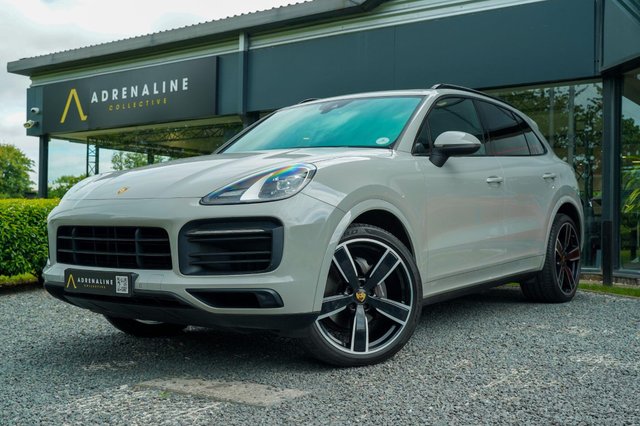 2021 PORSCHE CAYENNE