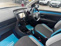 USED 2015 65 TOYOTA AYGO 1.0 VVT-i x-cite Hatchback 5dr Petrol Manual Euro 6 (68 ps) Rev cam,air con, DAB,alloys+