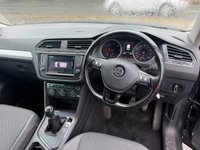 USED 2017 17 VOLKSWAGEN TIGUAN 2.0 TDI BlueMotion Tech SE Navigation SUV 5dr Diesel Manual Euro 6 (s/s) (150 ps) 
