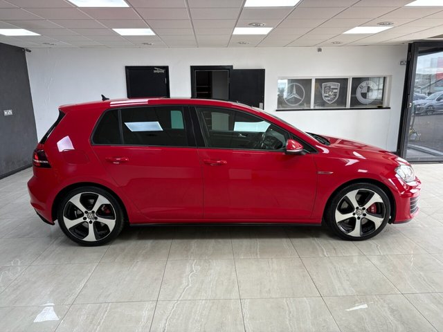 View our VOLKSWAGEN GOLF