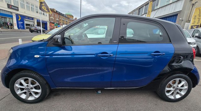 View our SMART FORFOUR