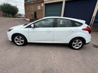 USED 2014 64 FORD FOCUS 1.6 TDCi Zetec Navigator Hatchback 5dr Diesel Manual Euro 5 (s/s) (115 ps) SATNAV, 12m MOT., AIR CON, &pound;20 TAX