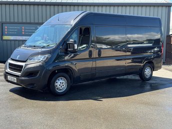 View our PEUGEOT BOXER