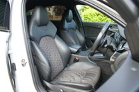 USED 2017 17 AUDI RS6 AVANT 4.0 TFSI V8 Performance Estate 5dr Petrol Tiptronic quattro Euro 6 (s/s) (605 ps) Exterior Carbon + Dynamic Pack
