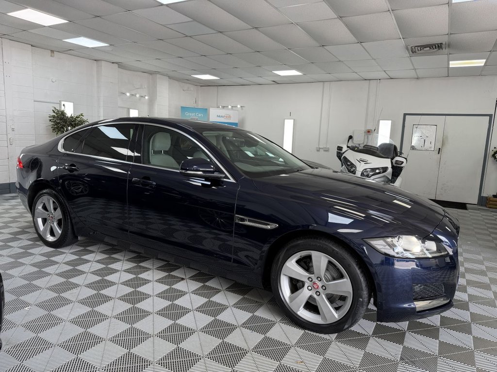 USED 2020 20 JAGUAR XF 2.0i Portfolio GPF Saloon 4dr Petrol Auto Euro 6 (s/s) (250 ps) 