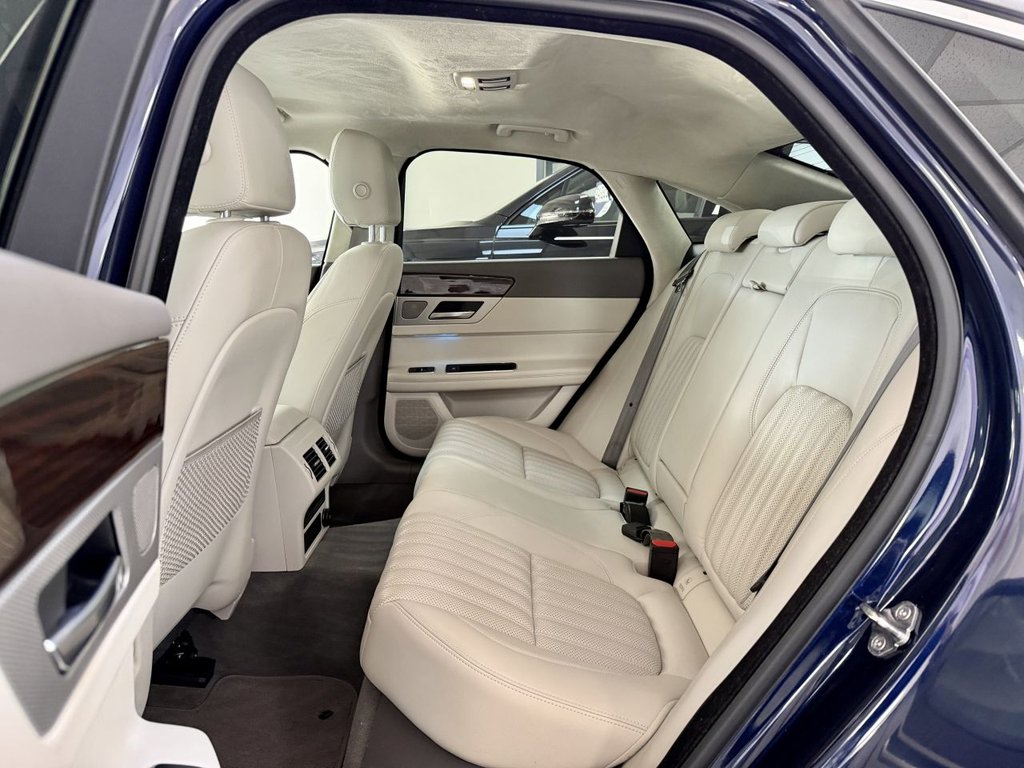 USED 2020 20 JAGUAR XF 2.0i Portfolio GPF Saloon 4dr Petrol Auto Euro 6 (s/s) (250 ps) 
