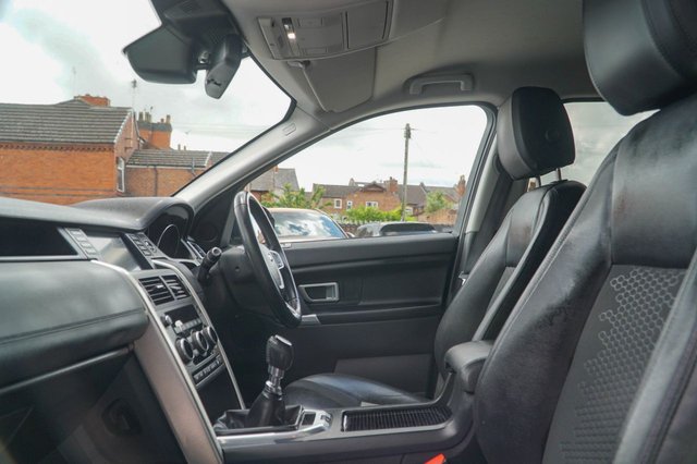 View our LAND ROVER DISCOVERY SPORT