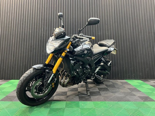 View our YAMAHA FZ8