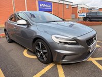 USED 2018 68 VOLVO V40 2.0 T2 GPF R-Design Nav Plus Hatchback 5dr Petrol Manual Euro 6 (s/s) (122 ps) 1 FORMER KEEPER, CRUISE, MOT APRIL