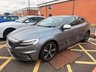 USED 2018 68 VOLVO V40 2.0 T2 GPF R-Design Nav Plus Hatchback 5dr Petrol Manual Euro 6 (s/s) (122 ps) 1 FORMER KEEPER, CRUISE, MOT APRIL