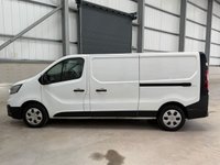 USED 2023 73 RENAULT TRAFIC 2.0 DCI BLUE 130PS L2 LWB - NO VAT 1 OWNER, BIG SPEC, VERY CLEAN