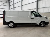 USED 2023 73 RENAULT TRAFIC 2.0 DCI BLUE 130PS L2 LWB - NO VAT 1 OWNER, BIG SPEC, VERY CLEAN