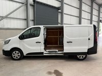 USED 2023 73 RENAULT TRAFIC 2.0 DCI BLUE 130PS L2 LWB - NO VAT 1 OWNER, BIG SPEC, VERY CLEAN