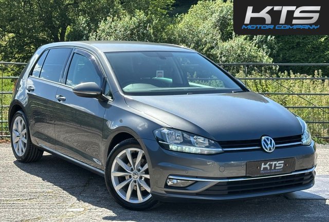 View our VOLKSWAGEN GOLF