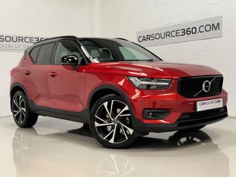 2019 VOLVO XC40