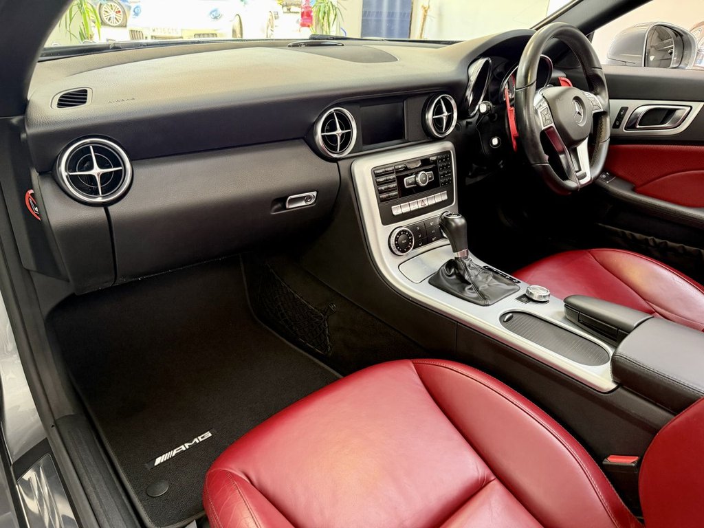 USED 2015 15 MERCEDES-BENZ SLK 2.1 SLK250 CDI AMG Sport Convertible 2dr Diesel G-Tronic+ Euro 5 (s/s) (204 ps) 