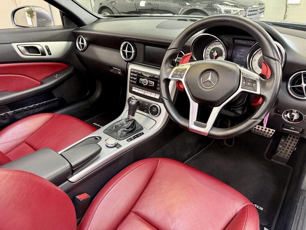 USED 2015 15 MERCEDES-BENZ SLK 2.1 SLK250 CDI AMG Sport Convertible 2dr Diesel G-Tronic+ Euro 5 (s/s) (204 ps) 