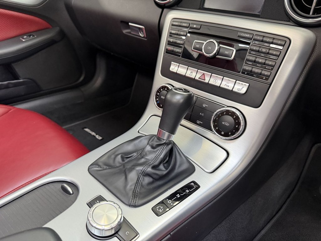 USED 2015 15 MERCEDES-BENZ SLK 2.1 SLK250 CDI AMG Sport Convertible 2dr Diesel G-Tronic+ Euro 5 (s/s) (204 ps) 