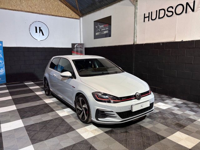 View our VOLKSWAGEN GOLF