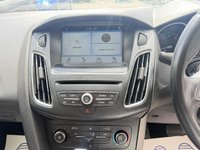 USED 2017 66 FORD FOCUS 1.0T EcoBoost Zetec Hatchback 5dr Petrol Auto Euro 6 (s/s) (125 ps) APPLE CARPLAY - WET BELT DONE