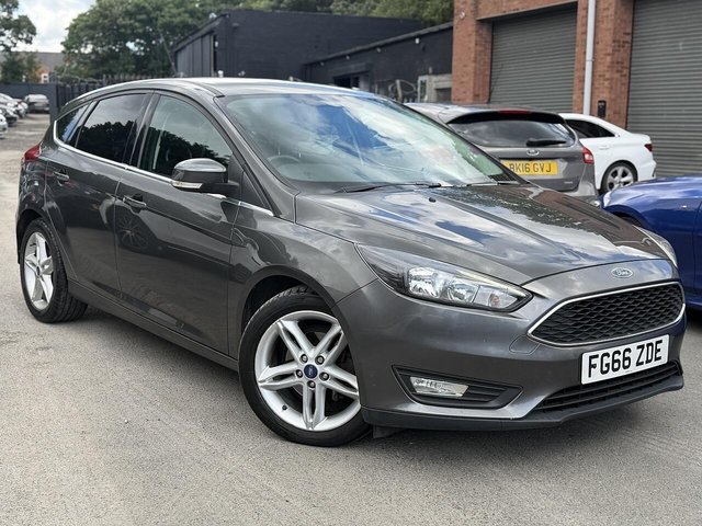 View our Ford Focus 1.0T EcoBoost Zetec Hatchback 5dr Petrol Auto Euro 6 (s/s) (125 ps)