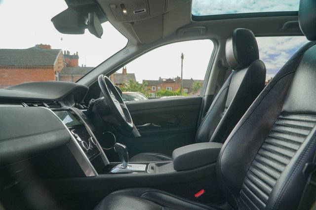View our LAND ROVER DISCOVERY SPORT