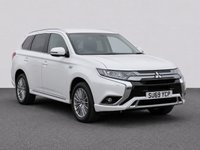 USED 2019 K MITSUBISHI OUTLANDER 2.4h TwinMotor 13.8kWh Design SUV 5dr Petrol Plug-in Hybrid CVT 4WD Euro 6 (s/s) (224 ps) Heated seats Parking camera Sat nav