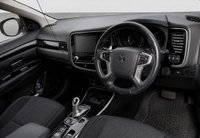 USED 2019 K MITSUBISHI OUTLANDER 2.4h TwinMotor 13.8kWh Design SUV 5dr Petrol Plug-in Hybrid CVT 4WD Euro 6 (s/s) (224 ps) Heated seats Parking camera Sat nav