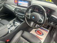 USED 2021 71 BMW 5 SERIES 2.0 520d MHT M Sport Saloon 4dr Diesel Hybrid Steptronic Euro 6 (s/s) (190 ps) 