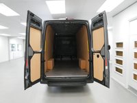 USED 2022 22 VOLKSWAGEN CRAFTER CR35 MAXI 2.0 TDI 140 BHP LONG XLWB TRENDLINE BUSINESS AUTOMATIC  MAXI EXTRA LONG | AUTOMATIC | SAT NAV