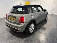USED 2019 69 MINI HATCH 2.0 Cooper S Classic Hatchback 5dr Petrol Manual Euro 6 (s/s) (192 ps) Sat Nav-Climate-Cruise-DAB Radio-Sports seats-Alloys Sat Nav-Air conditioning-Cruise control-DAB-Sports seats-17" Alloys