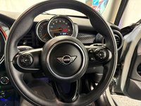 USED 2019 69 MINI HATCH 2.0 Cooper S Classic Hatchback 5dr Petrol Manual Euro 6 (s/s) (192 ps) Sat Nav-Climate-Cruise-DAB Radio-Sports seats-Alloys Sat Nav-Air conditioning-Cruise control-DAB-Sports seats-17" Alloys