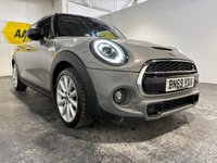 USED 2019 69 MINI HATCH 2.0 Cooper S Classic Hatchback 5dr Petrol Manual Euro 6 (s/s) (192 ps) Sat Nav-Climate-Cruise-DAB Radio-Sports seats-Alloys Sat Nav-Air conditioning-Cruise control-DAB-Sports seats-17" Alloys