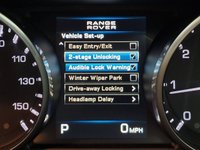 USED 2013 63 LAND ROVER RANGE ROVER EVOQUE 2.2 SD4 Pure Tech Fuji White SUV 5dr Diesel Auto 4WD Euro 5 (s/s) (190 ps) 