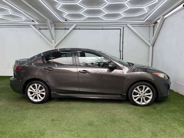 View our MAZDA MAZDA3