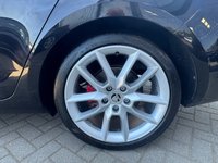 USED 2017 66 SKODA OCTAVIA 2.0 TDI vRS Hatchback 5dr Diesel Manual Euro 6 (s/s) (184 ps) 54K MILES*F.S.H*NAV*CAR PLAY*&pound;35TAX